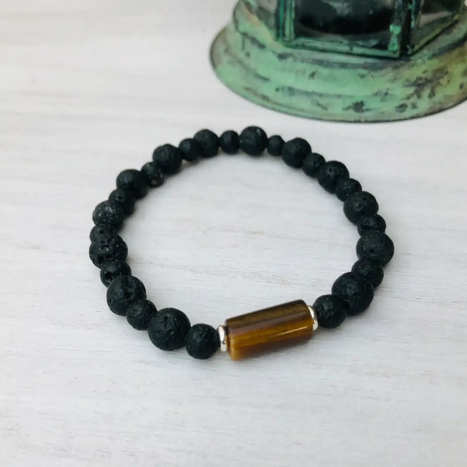 Pulsera hombre piedras volcanicas, ojo de tigre y donas de plata 925